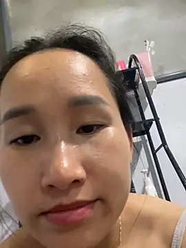 siorin_24 (Ask my age) - Bàn chân