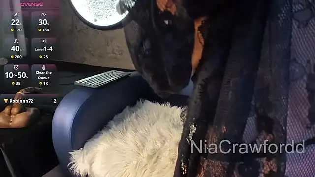 NiaCrawfordd