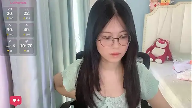 luna-666 - Luna-666's free webcam - UK Sex Cams