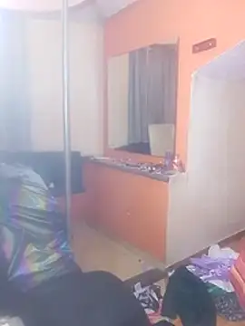 transreyna live sex cam