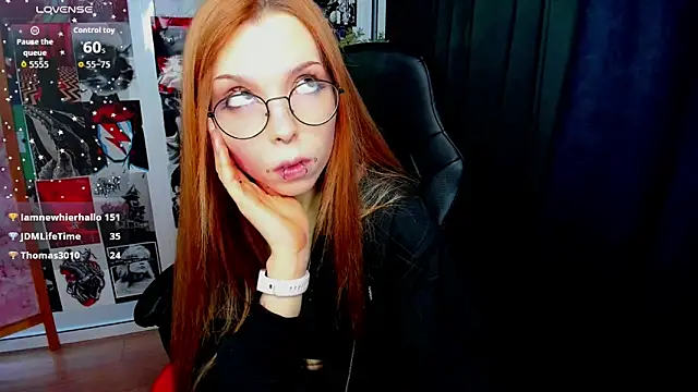 star_tarra - Star_Tarra's free webcam - UK Sex Cams