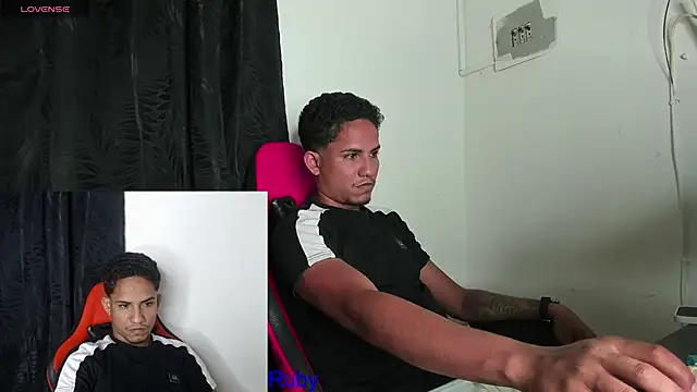 sexy_latinas_69 (Ask my age) - FUCK FACE HARD 1MIN+4slpas 😈