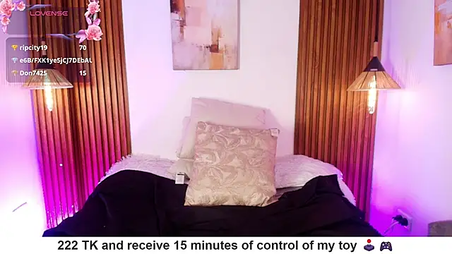 stefy_harris (F milf) - foot in air  + oil