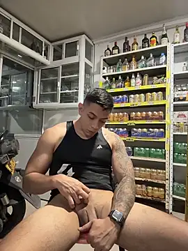 oliverwest04 (M young) - Cum🍆💦💦💦