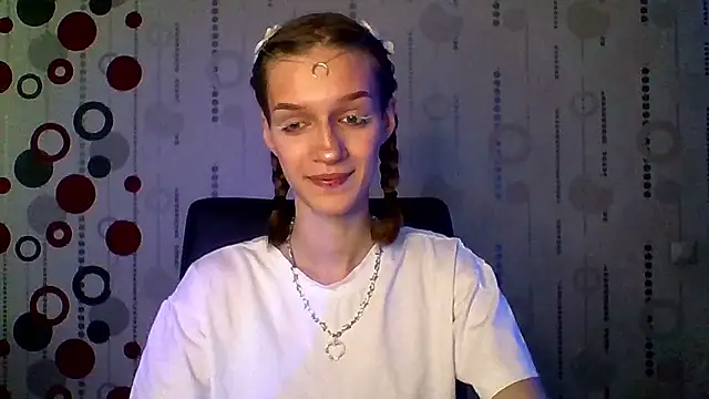 chrissy_joyful - Chrissy_Joyful's free webcam - UK Sex Cams