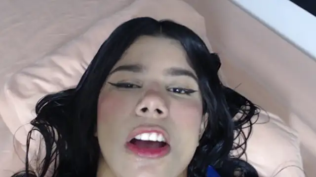 AlejandraScott - Stripchat Cam Model