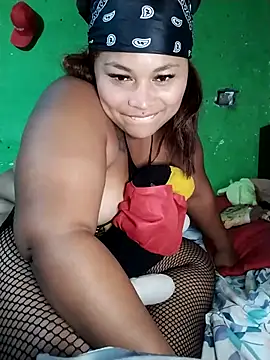 Nikita_Glam