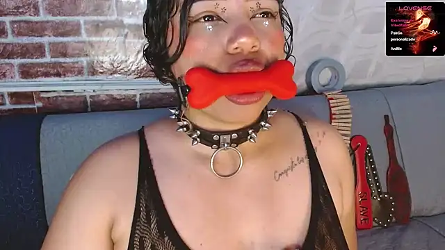 scarlet_queen__