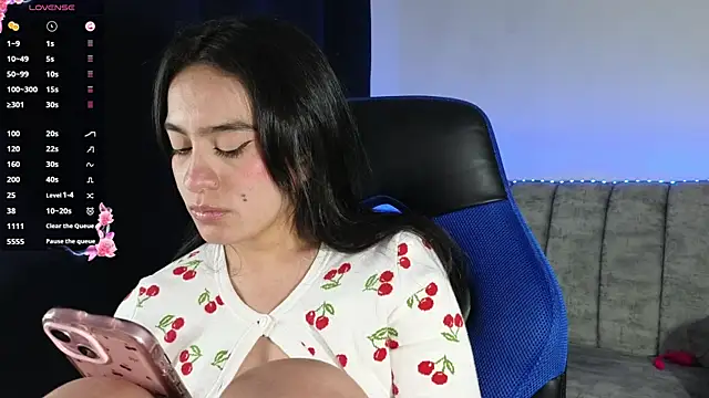 zaradames_ - ZaraDames_'s free webcam - UK Sex Cams