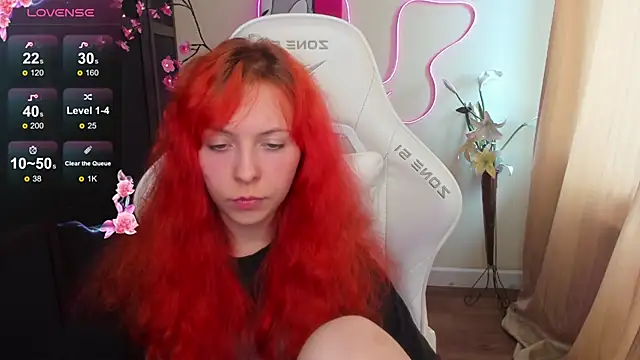 infernokitten - InfernoKitten's free webcam - UK Sex Cams
