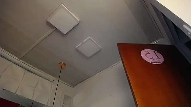 Penelope_Tits