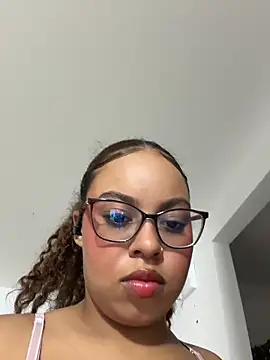 alesiacooper - AlesiaCooper's free webcam - UK Sex Cams