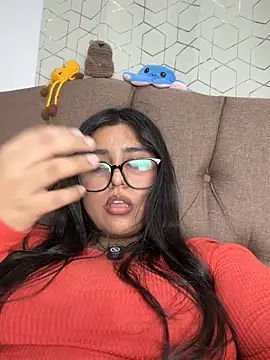 virginbrunette99 - Virginbrunette99's free webcam - UK Sex Cams