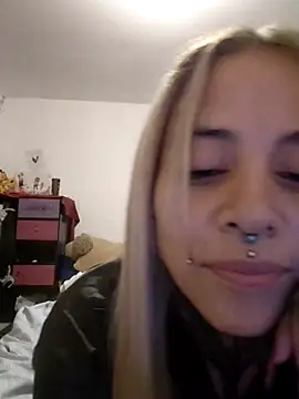 sofigirlgold - Sofigirlgold's free webcam - UK Sex Cams