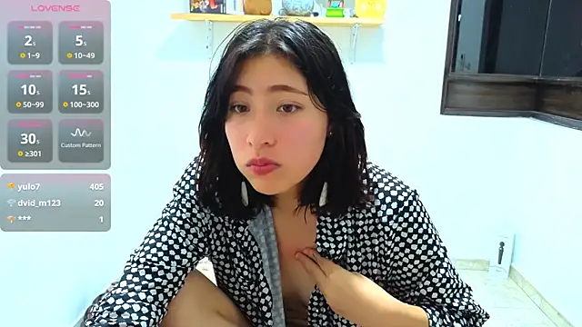 sullyoonn - Sullyoonn's free webcam - UK Sex Cams
