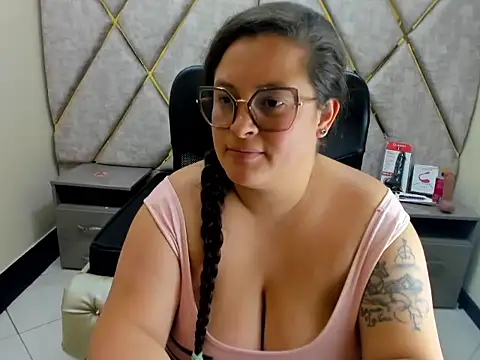Sarah_Boobs_ - Stripchat Cam Model
