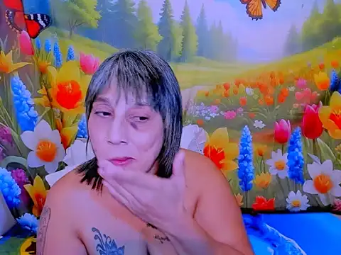 indianroxy - Offline