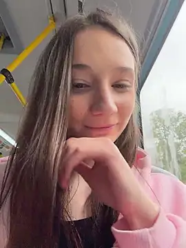 hiding-mila (F teen) - Spit on pussy and play my clit