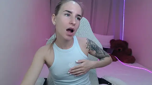DeboraHorny