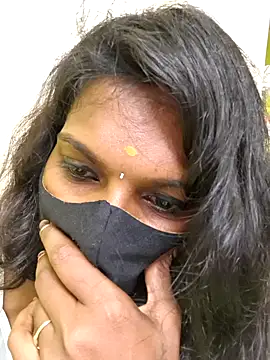honey_rosetamil - Honey_rosetamil's free webcam - UK Sex Cams