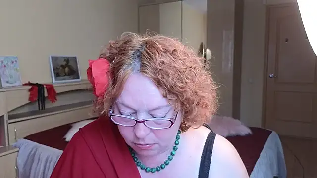 fara_flutte - Fara_Flutte's free webcam - UK Sex Cams