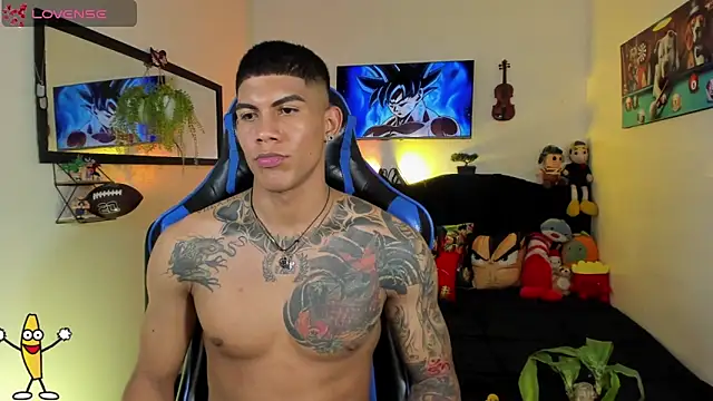 damian_latinxxx - Damian_latinxxx's free webcam - UK Sex Cams