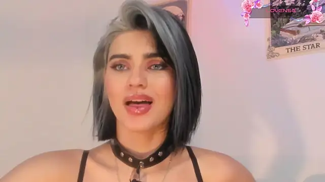 la_diabla_111_ (F young) - Transparent anal plug (big) 🔍 and fuck