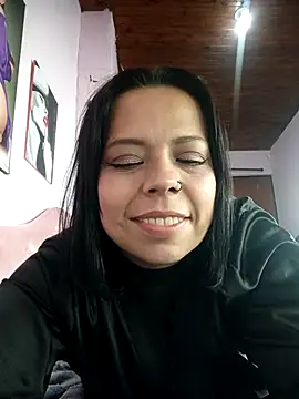 rossyalvarez - RossyAlvarez's free webcam - UK Sex Cams