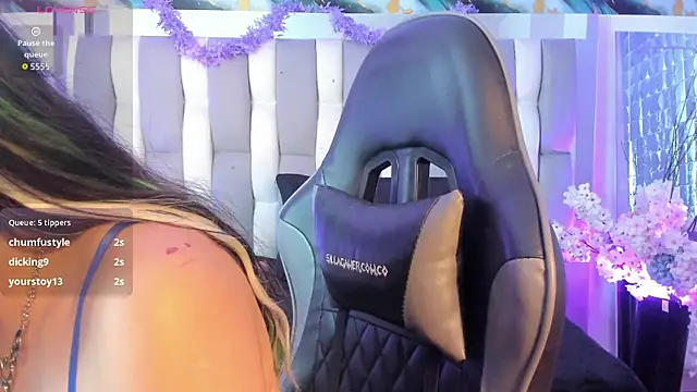 isadiiaz - IsaDiiaz's free webcam - UK Sex Cams