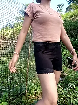 elena_mia - Elena_Mia's free webcam - UK Sex Cams