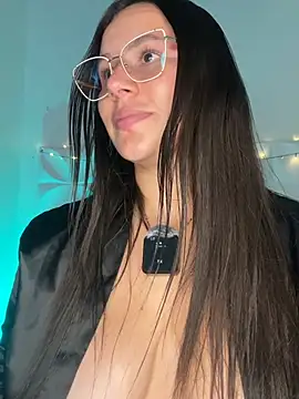 ivonny_goldie - Ivonny_Goldie's free webcam - UK Sex Cams