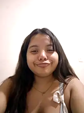 daniela-peruana - Daniela-Peruana's free webcam - UK Sex Cams