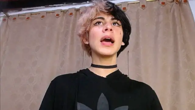 DaraSweet20 live sex cam