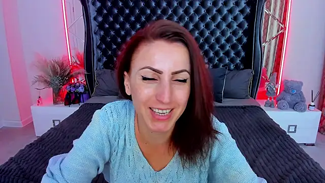 Rebecca_Diamond