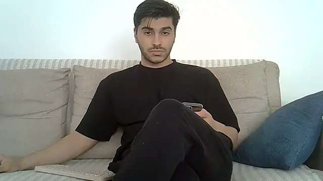 ciceroable (M young) - #asian #big-cocks #bisexuals #black-hair #cam2cam #dirty-talk #footjob #hd #humiliation #middle-priced-privates #muscular #precum #sexting #small-audience #striptease #studs #young