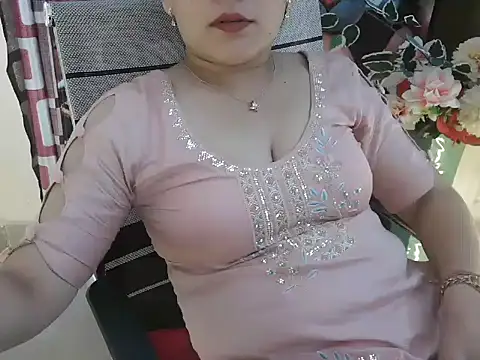 _chitranshi (F young) - shower show😎😎😎