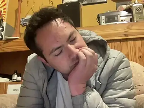 alecsgzz (M young) - Masturbate for 5 MIn