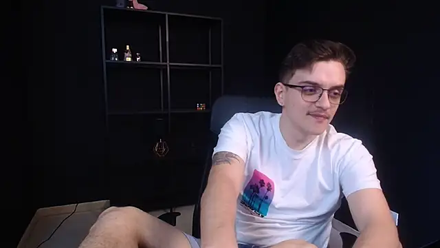 felixstarkk - FelixStarkk's free webcam - UK Sex Cams