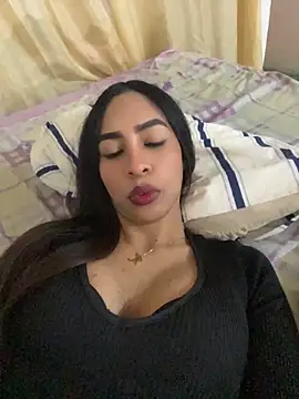 midnightcatt - Midnightcatt's free webcam - UK Sex Cams