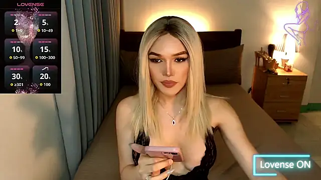 Modella: Sexy_Adrestiax