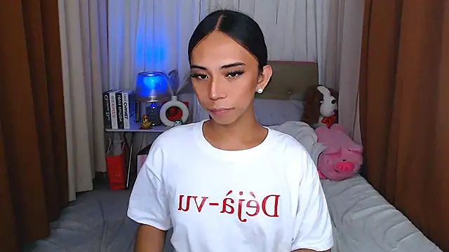 scarlet_smith7 - Scarlet_smith7's free webcam - UK Sex Cams