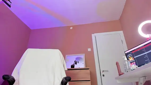 kaylalaine - KaylaLaine's free webcam - UK Sex Cams
