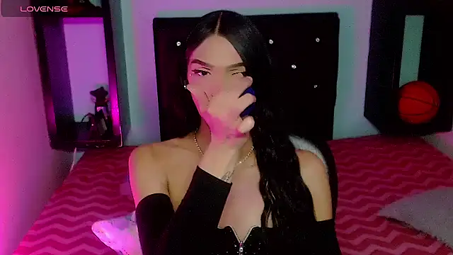 x_isabella_x - X_isabella_x's free webcam - UK Sex Cams