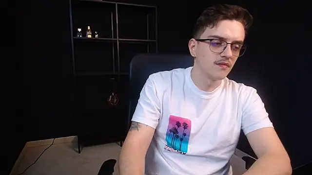 felixstarkk - FelixStarkk's free webcam - UK Sex Cams