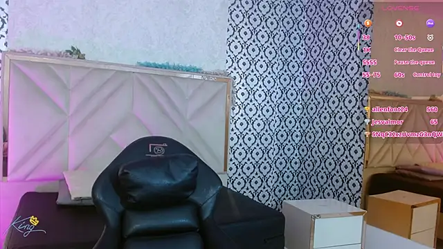 laulin_tay - Laulin_tay's free webcam - UK Sex Cams