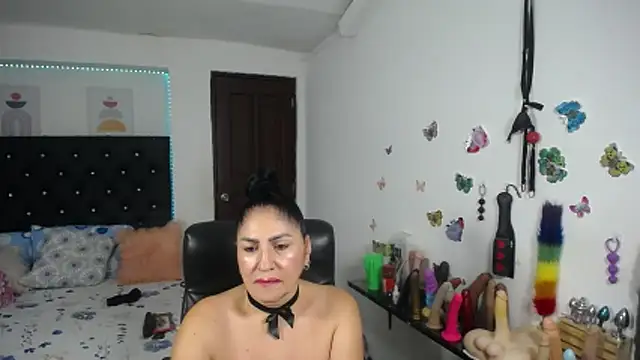mature_bigboobs10 - Mature_bigboobs10's free webcam - UK Sex Cams