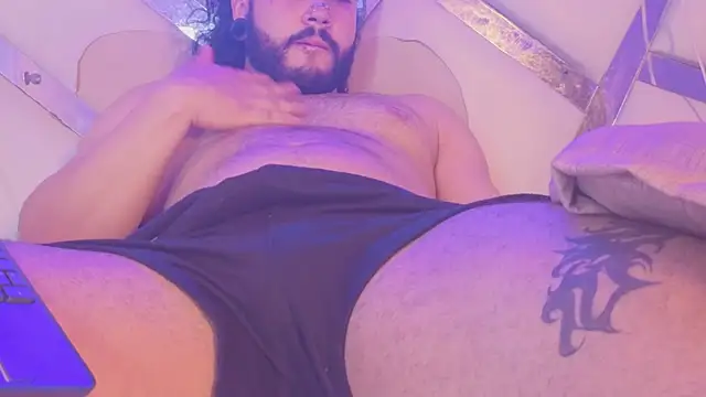 benny_and_mark - Benny_and_Mark's free webcam - UK Sex Cams