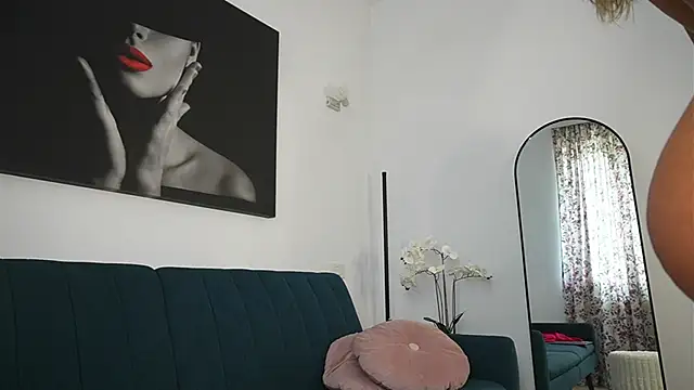 izzy_belle (F young) - oil ass