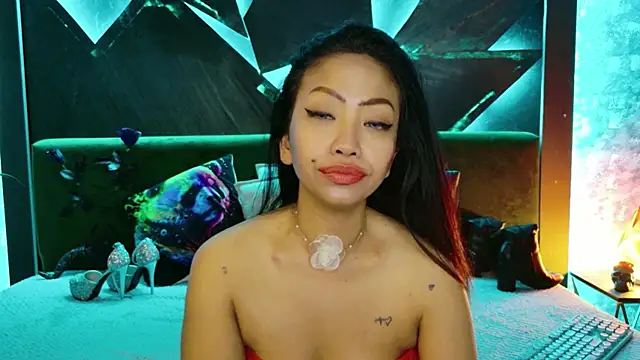 elyaquinn - ElyaQuinn's free webcam - UK Sex Cams