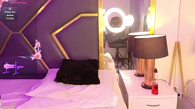 samanthapierce - SamanthaPierce's free webcam - UK Sex Cams